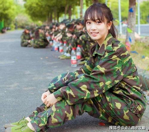 娱乐吃瓜酱军训,娱乐吃瓜酱的军旅成长记 第3张 娱乐吃瓜酱军训,娱乐吃瓜酱的军旅成长记 第3张